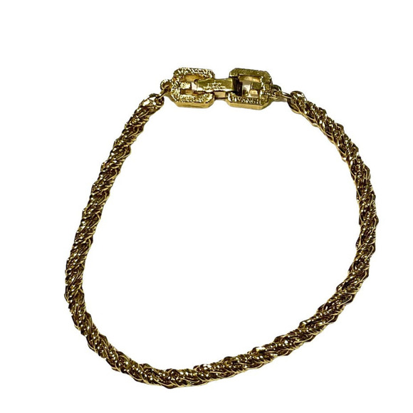 Givenchy Chain Bracelet Gold Tone Stamped GIVENCHY Paris New York - Picture 4 of 13